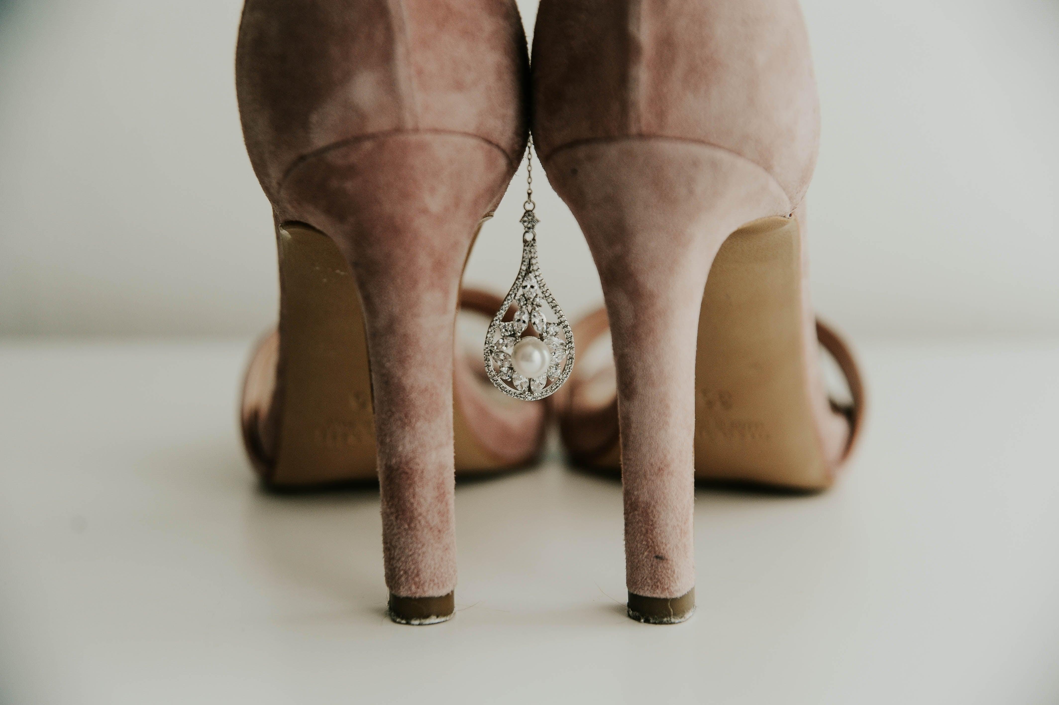 Comment choisir son bijou de tête de mariage - Le Temps d'une Walima