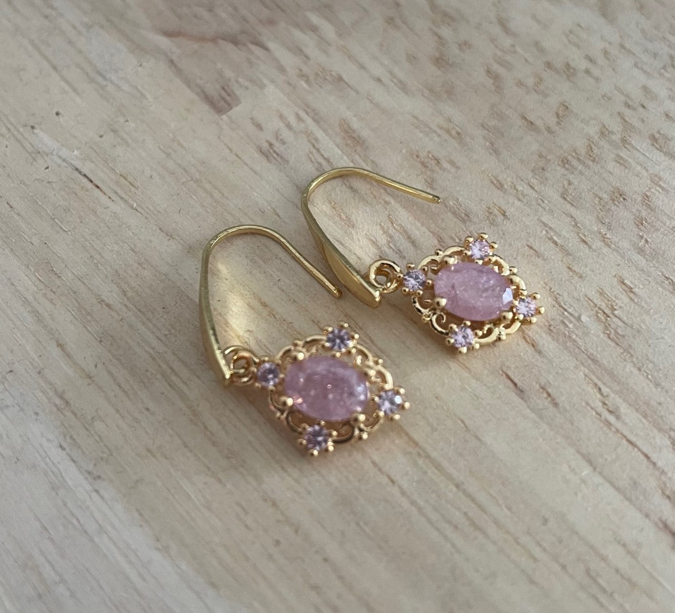 boucles rose vintage
