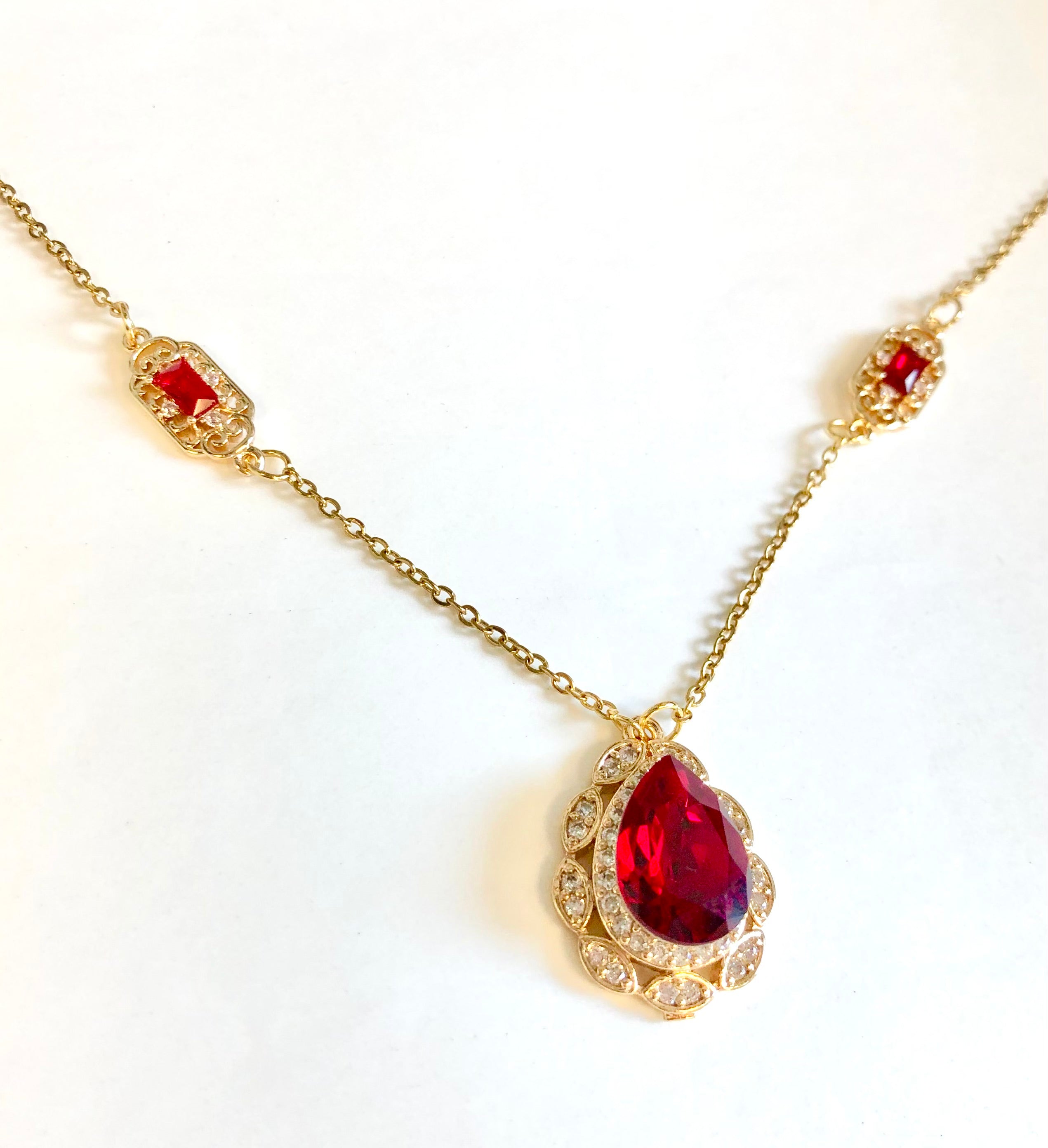 Bijoux de front mariage oriental rouge et doré