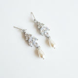 Boucles d’Oreilles Mariage Zircon & Perles de Cristal Nacrées – Élégantes et Féminines