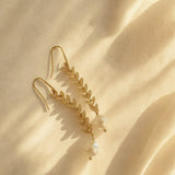 Boucles d’oreilles en acier inoxydable et perles nacrée Elea