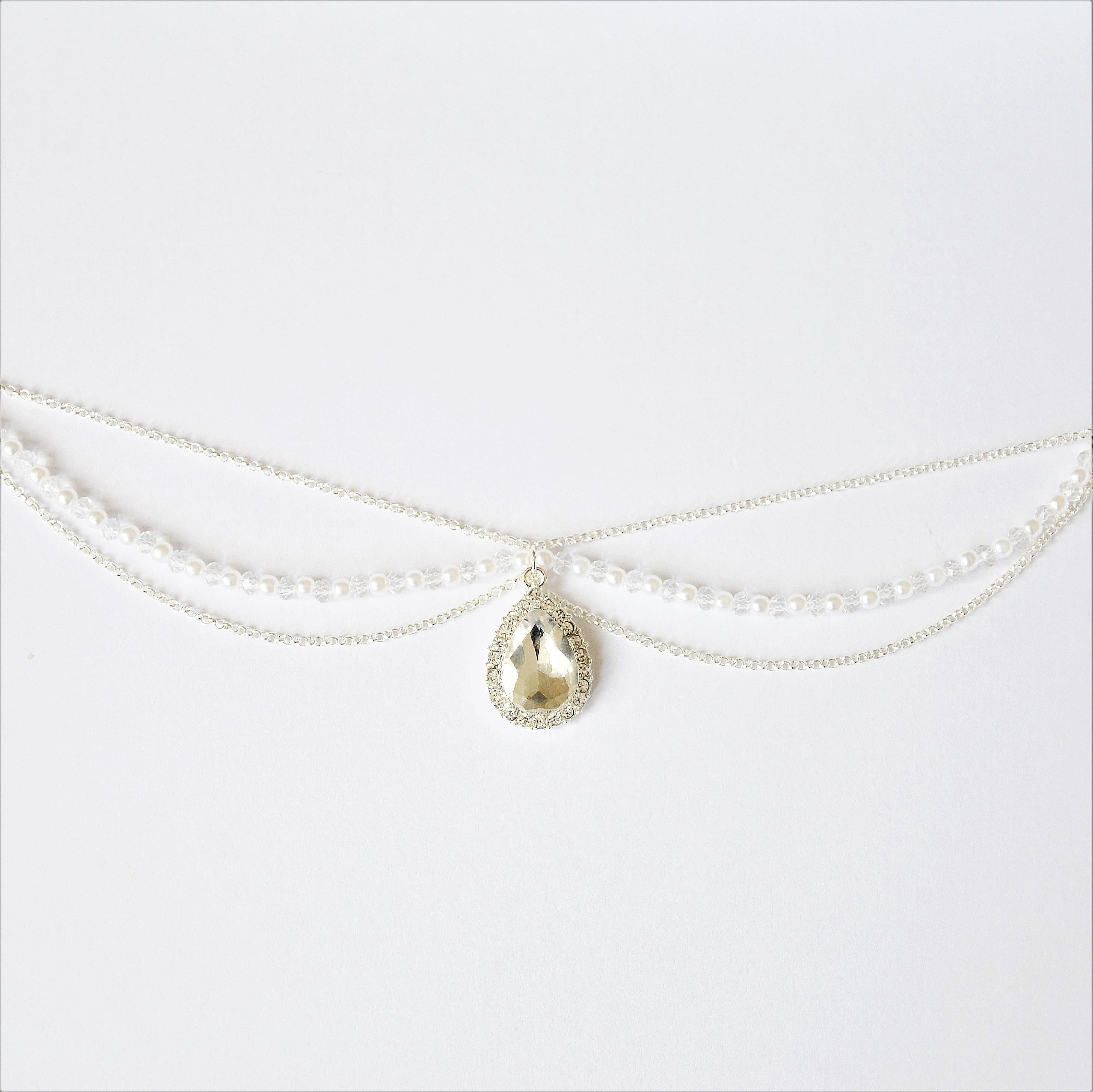 Bijou de front mariage oriental argenté et perlé Le Classichic version strass - Le Temps d'une Walima