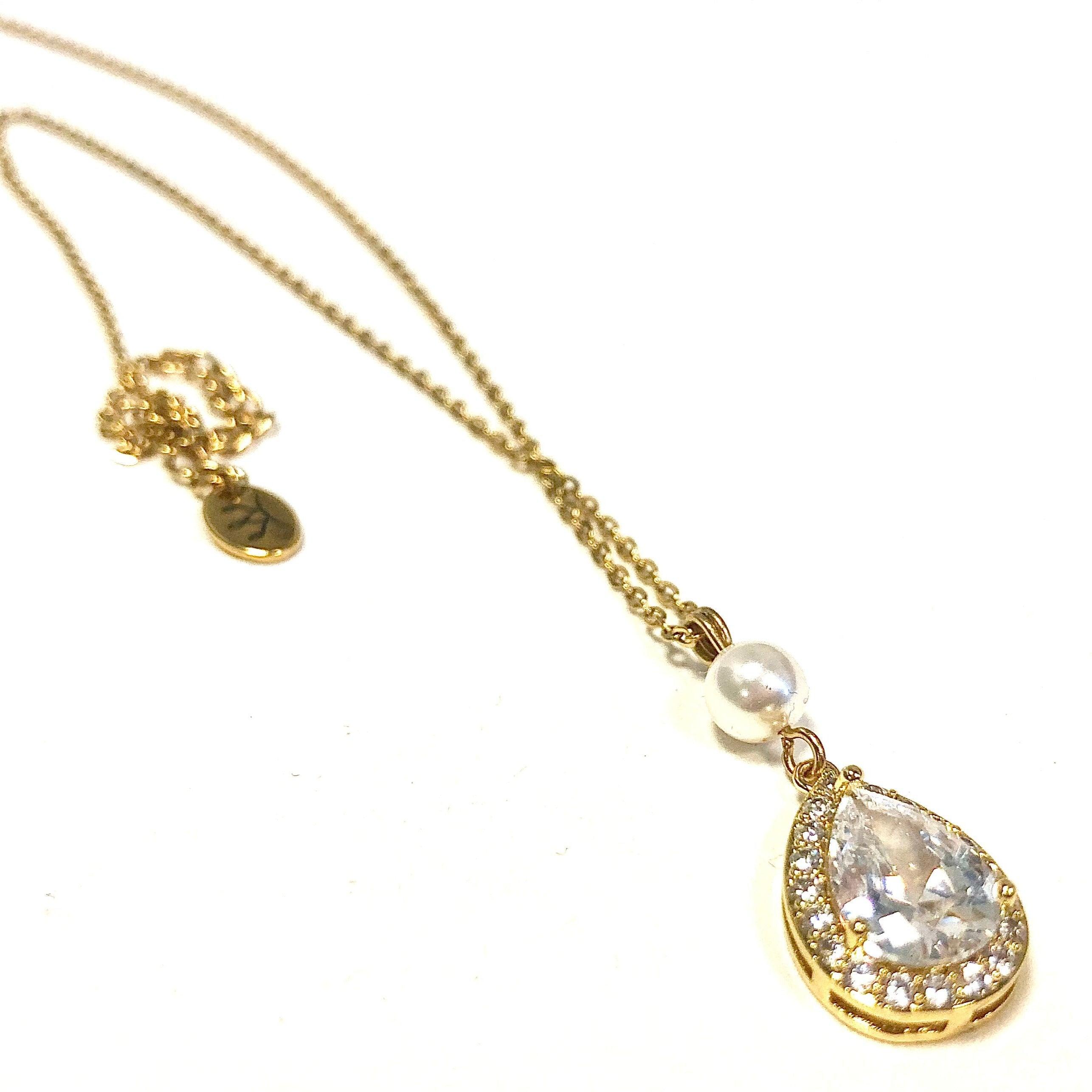 Collier de mariage goutte  zircon et perles