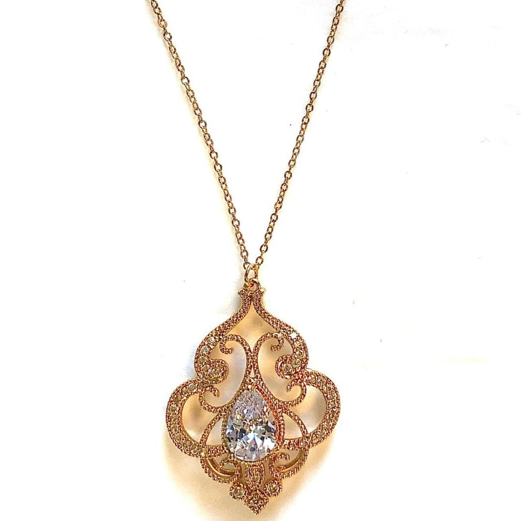 Collier style vintage mariage