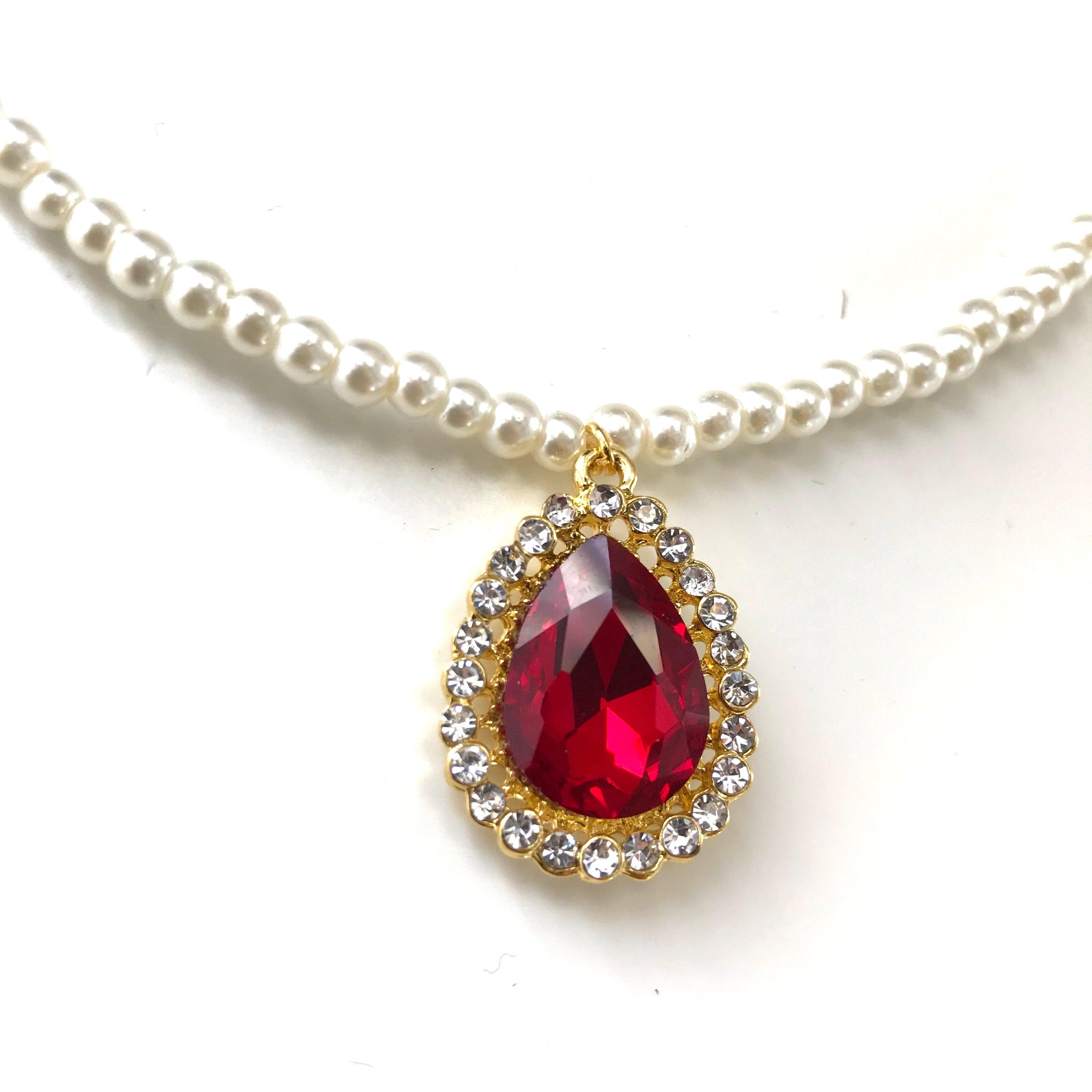 Collier de mariage  en perles et pendentif goutte Précieuse