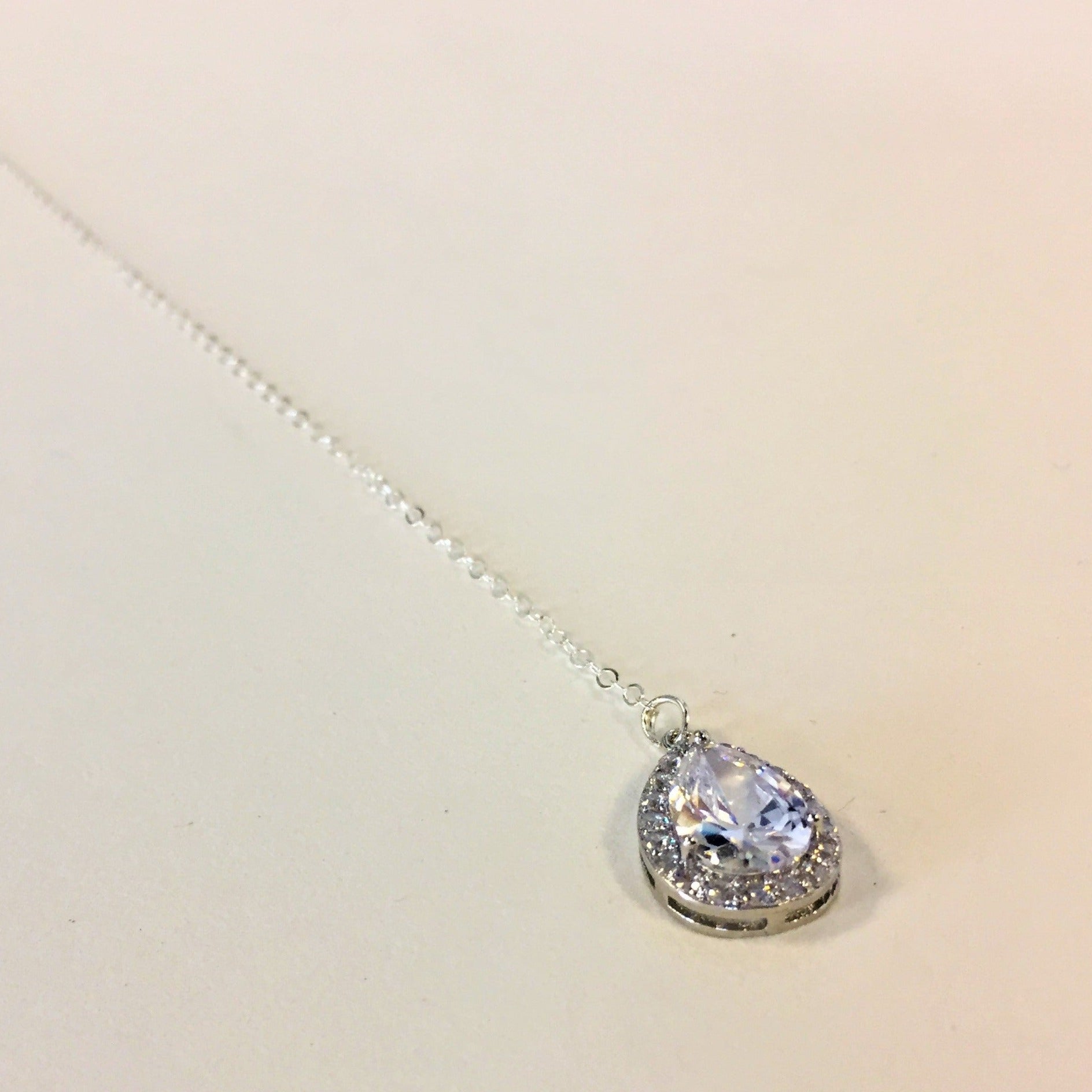 Collier de dos mariage