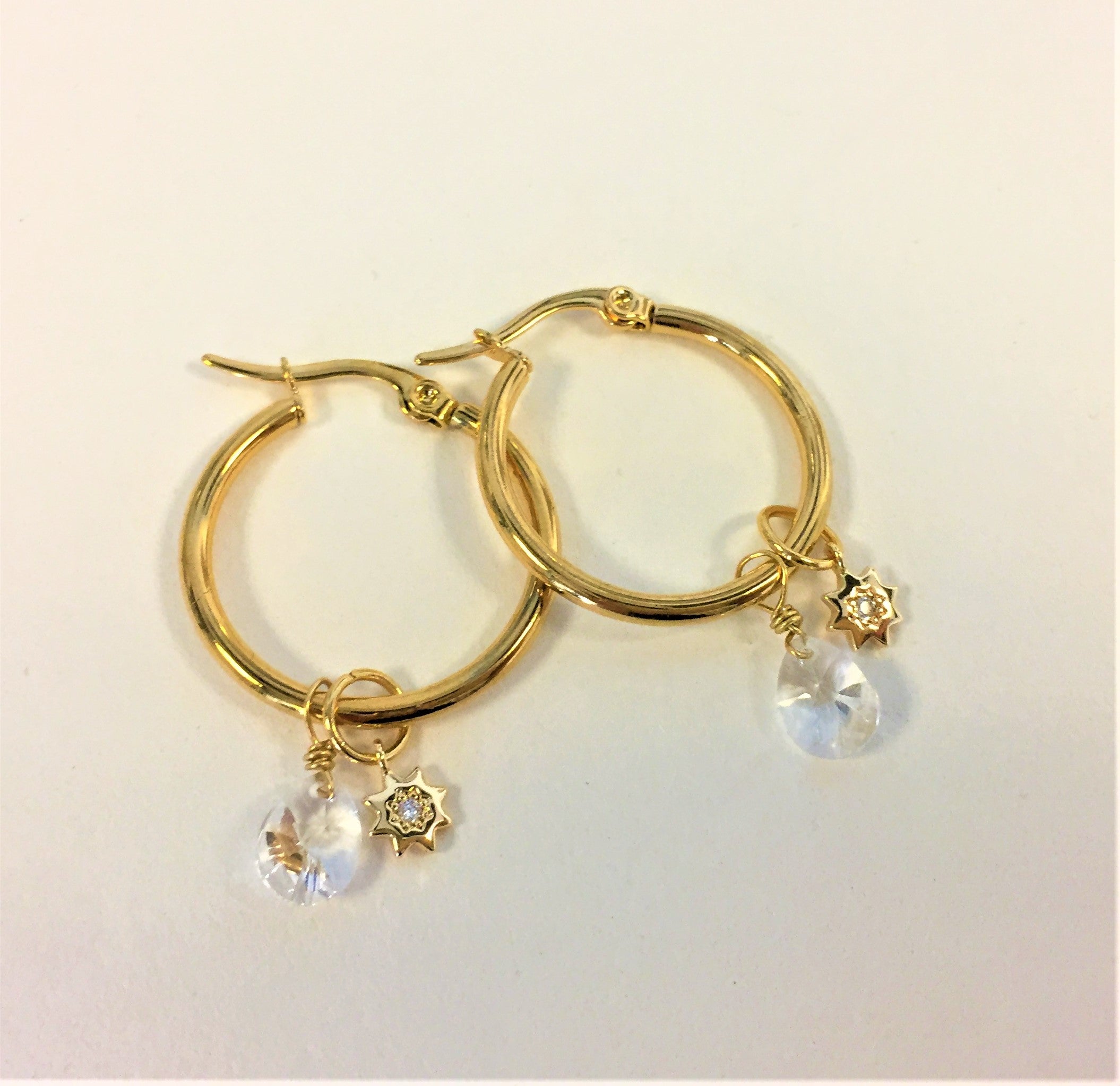 Créoles dorées acier inoxydable avec cristal Swarovski ®et étoiles en plaqué or et zircon acier inoxydable - Le Temps d'une Walima